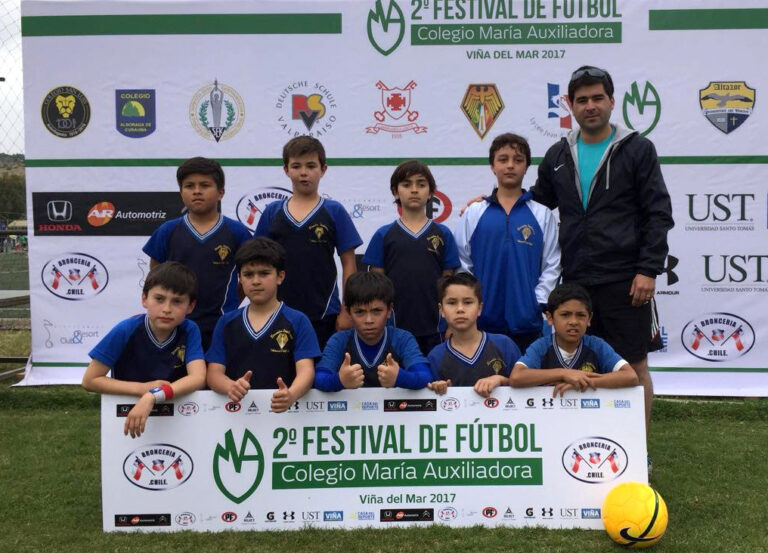 Festival del colegio Maria auxiliadora