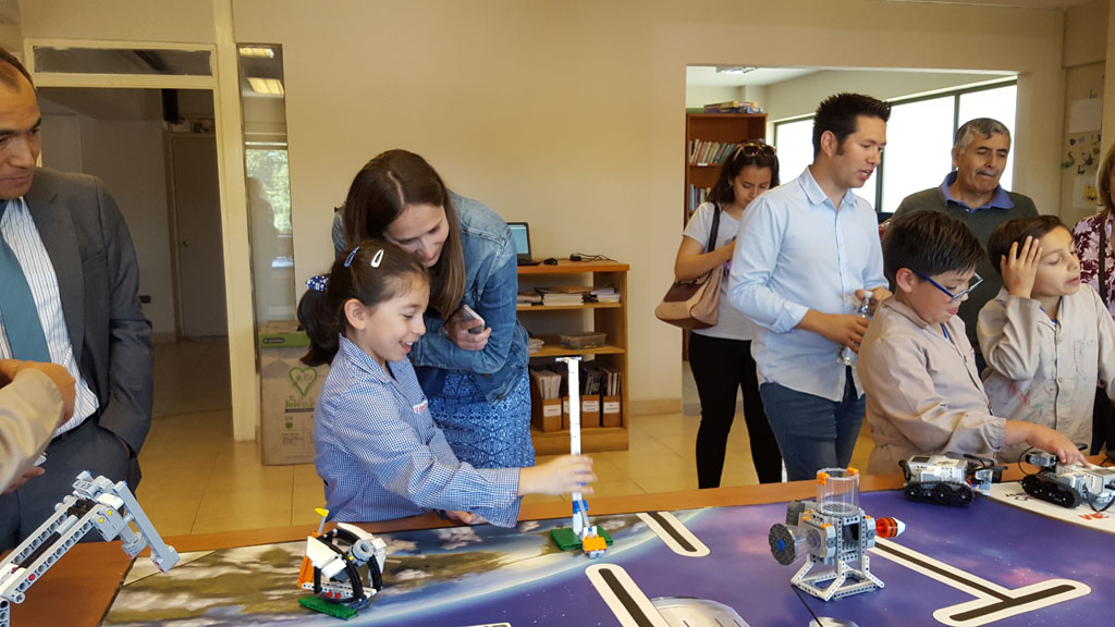 Finaliza Taller de Robótica en Viña