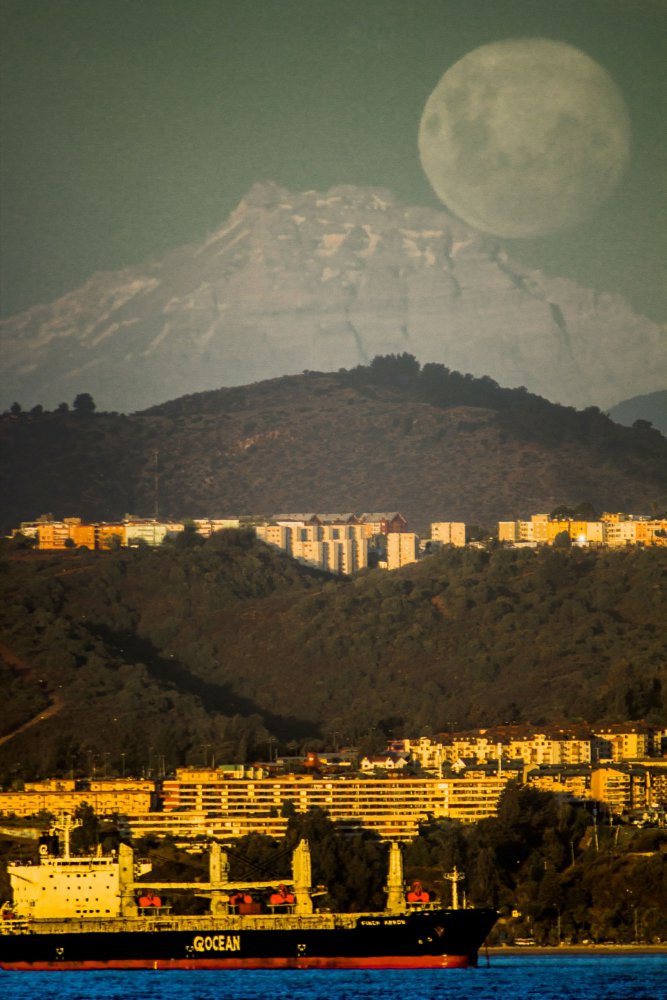 Exalumno de la Scuola Italiana Valparaíso, Cineasta de la UV obtiene tercer lugar en fotografía de «Astros»