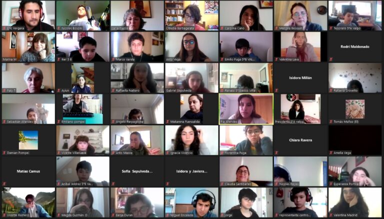 Estudiantes regalan una lección de Educación Cívica