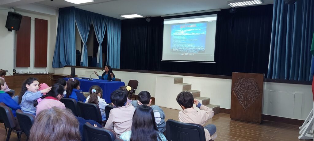 Charla Sernapesca y Subpesca sobre Vida Marina