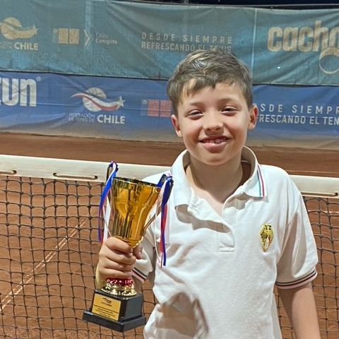 Alumno Destacado: Alonso Moya