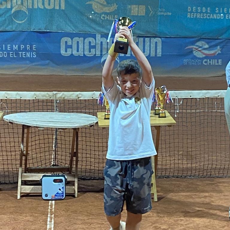 Alumno Destacado: Alonso Moya