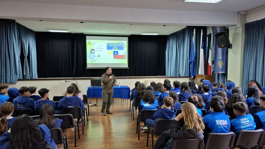 Charla OS7 de Carabineros