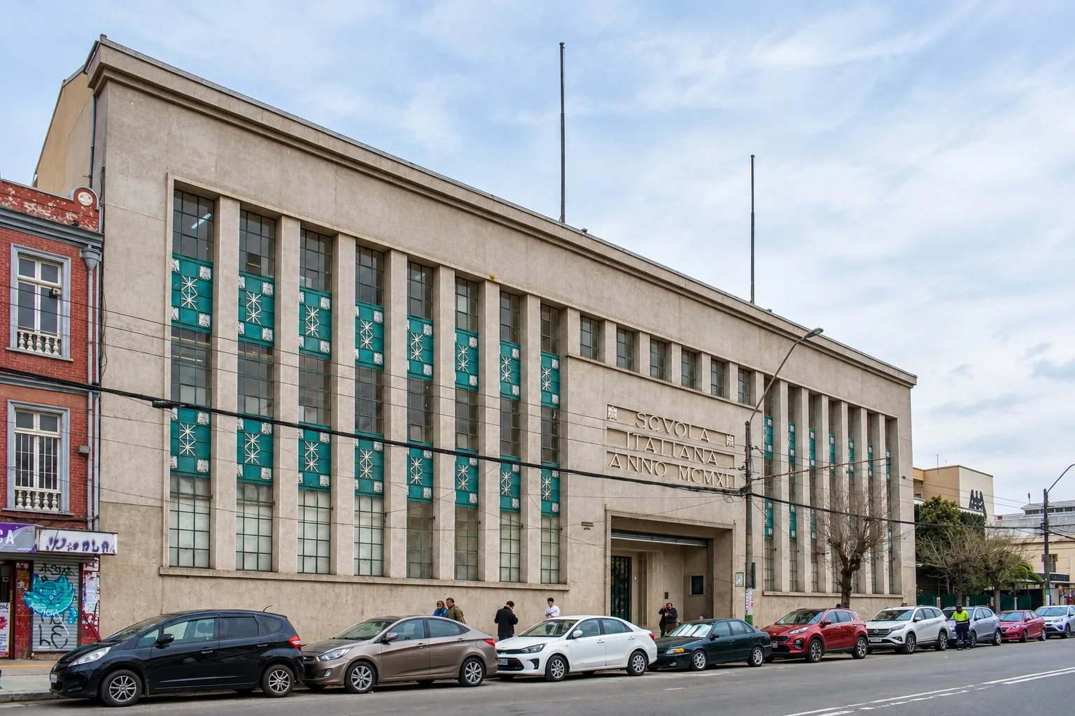 Fachada histórica de la Scuola Italiana Arturo Dell'Oro en Valparaíso